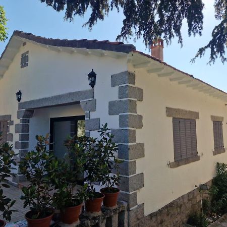 El Nido Del Aguila Hotel Las Gacelas, Becerril Бесерриль-де-ла-Сьерра Экстерьер фото